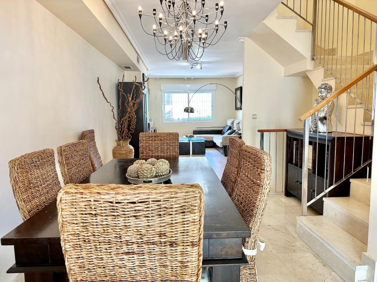 El Arenal Townhouse By The Beach With Swimming Pool - Eaw Homes Marbella Exterior photo