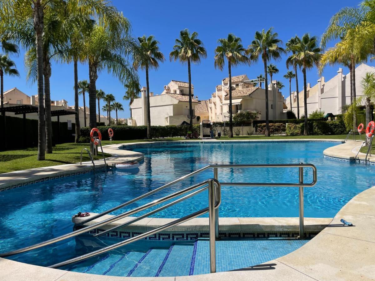 El Arenal Townhouse By The Beach With Swimming Pool - Eaw Homes Marbella Exterior photo